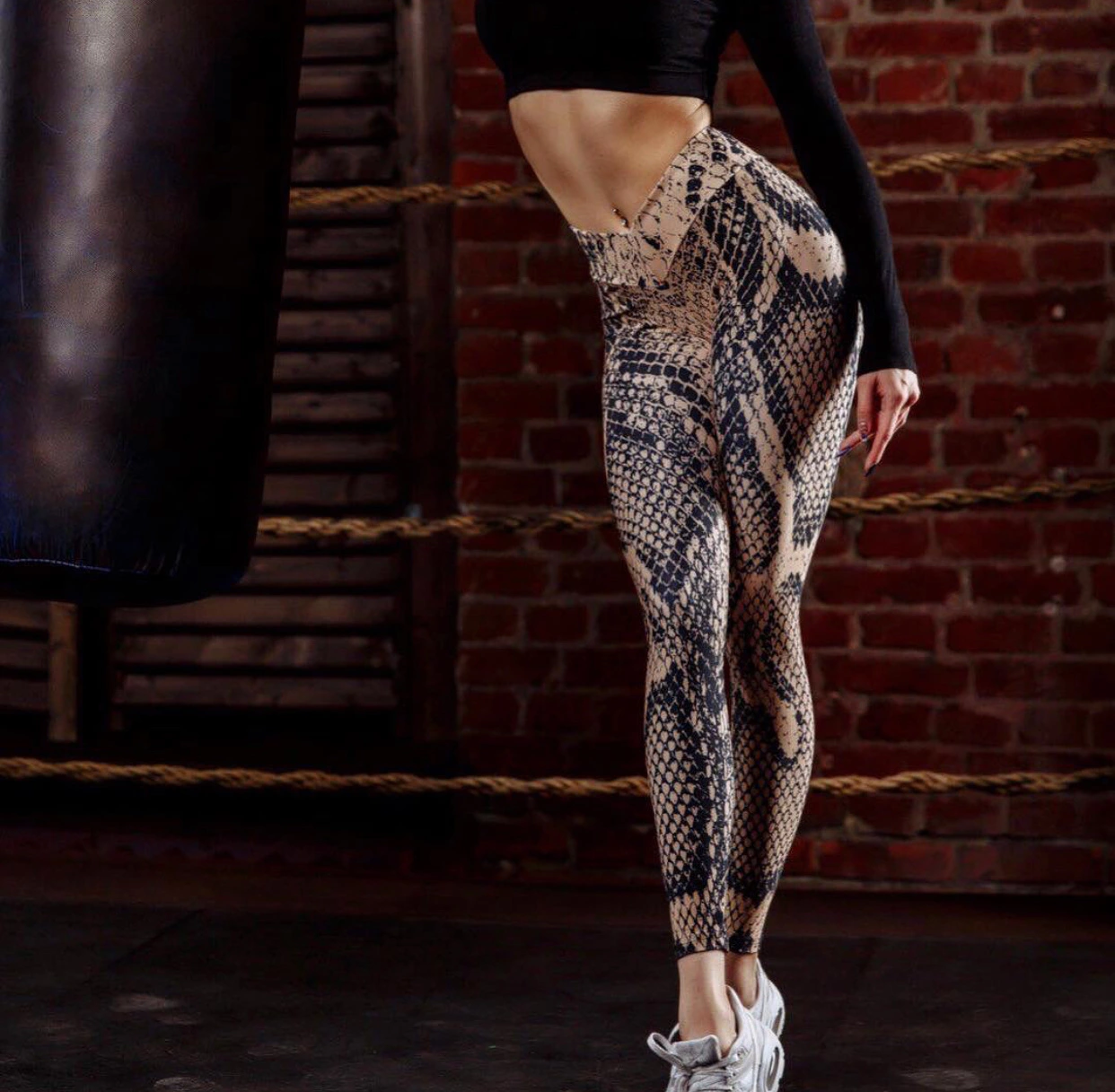 wholesale snakeskin vogue high waisted workout leggings yoga pants