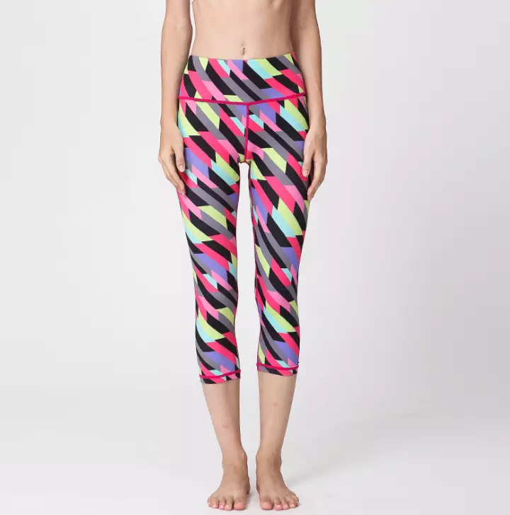 2019 OEM Customized womens gym leggings 3D Print leggings yoga