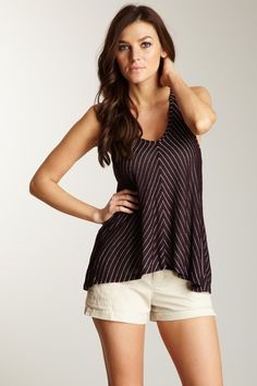 loose fitting tops to hide belly