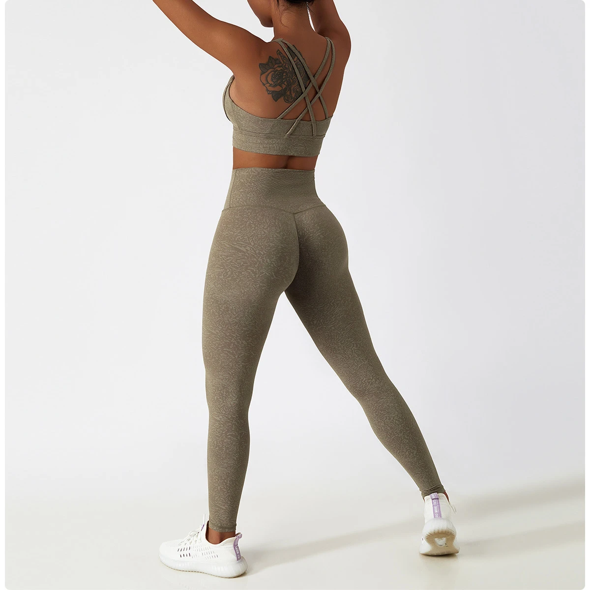 10011 10011