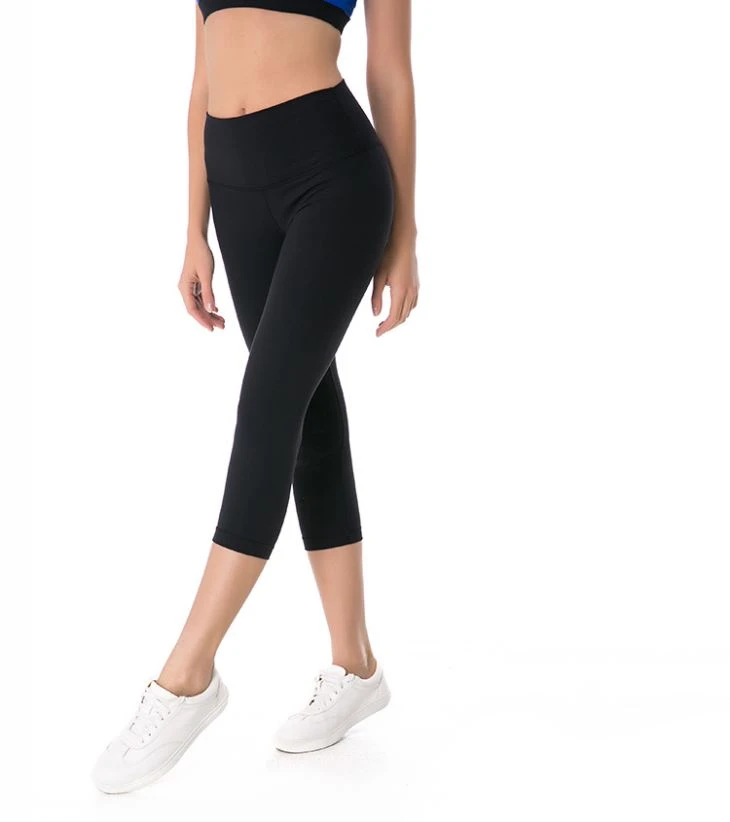 Nylon 3/4 Capri Yoga Pants Leggings