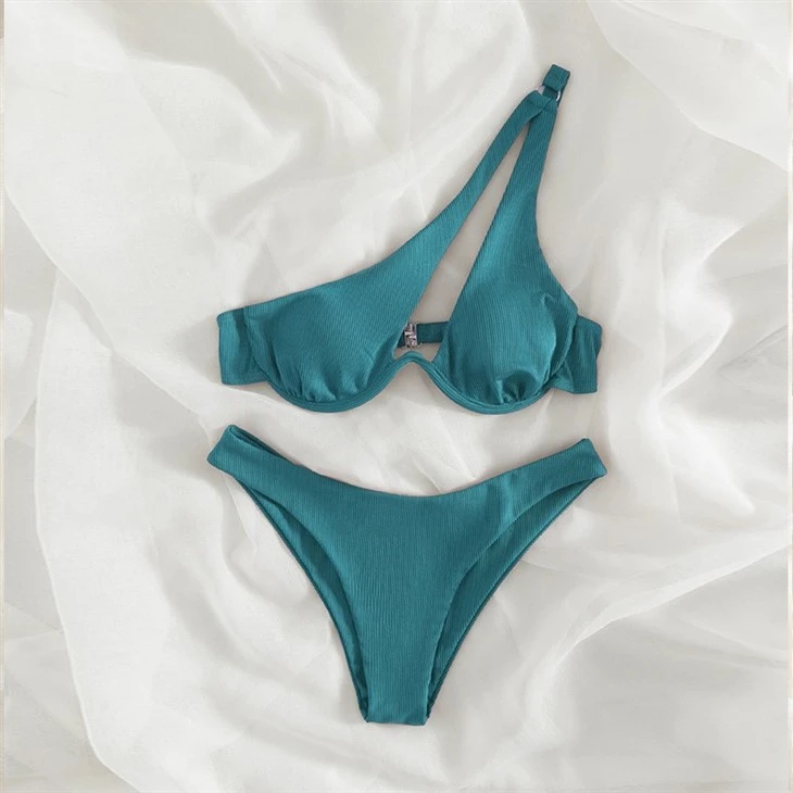 Manufacturing Swimsuits Manufacturing Swimsuits